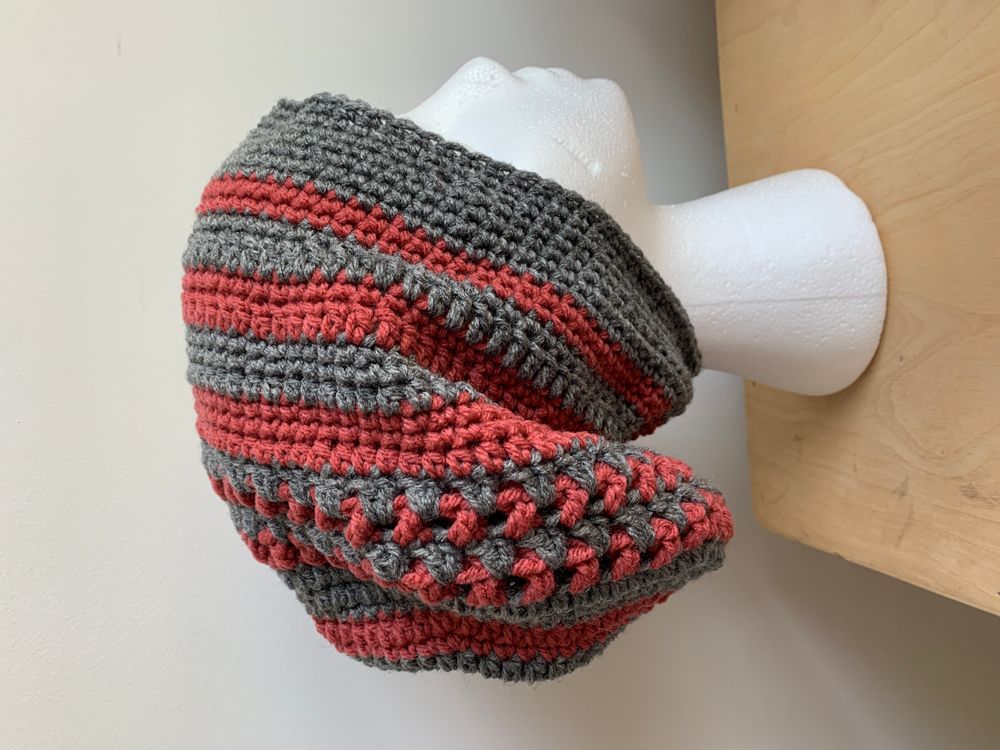 Adult slouchy beanie